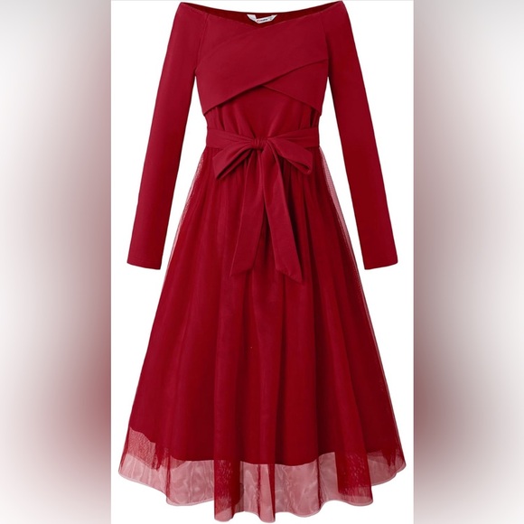 PatPat Dresses & Skirts - NWT Women’s PatPat Off Shoulder Red Christmas Midi Dress Size Medium